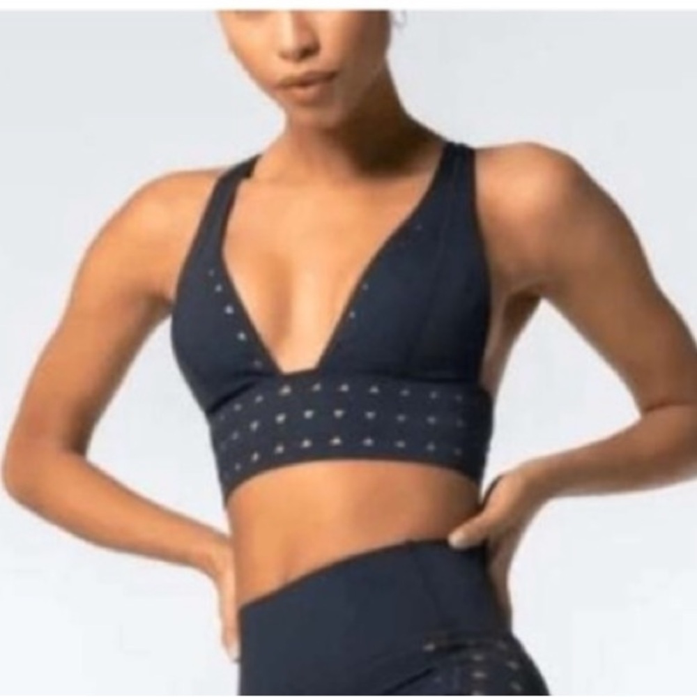 NWT GiGi C Eden Sport Bra in Black Sz M L
